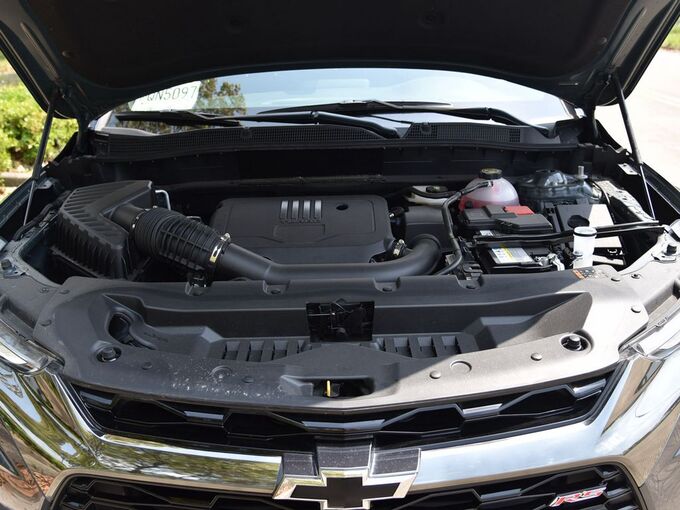 雪佛兰  RS 650T 发动机舱