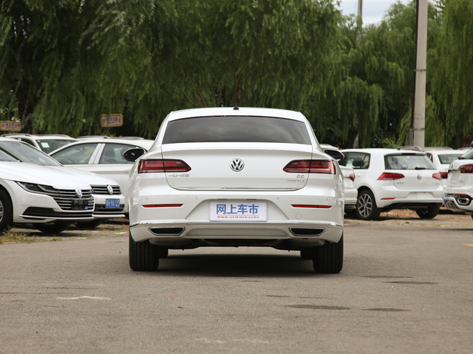 一汽-大众  330TSI 魅颜版 正后