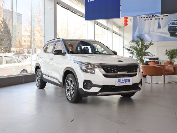 东风悦达起亚  1.5L 右前正45度