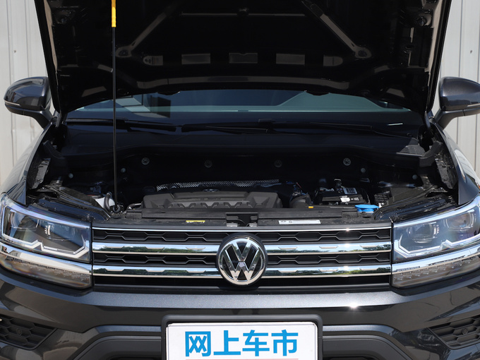 上汽大众  330TSI 四驱旗舰版 发动机舱