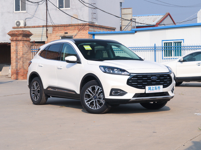 长安福特  EcoBoost 245 右前正45度