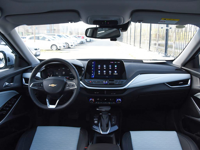 雪佛兰   大中控全景