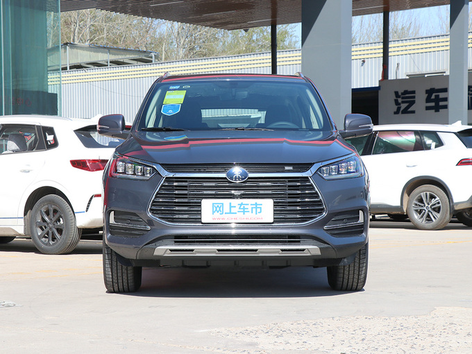 比亚迪  经典版 1.5T 正前