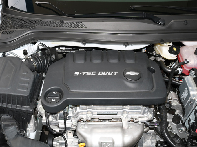 雪佛兰  320 发动机