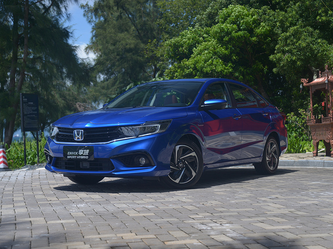 东风本田  锐·混动 1.5L 左前正45度