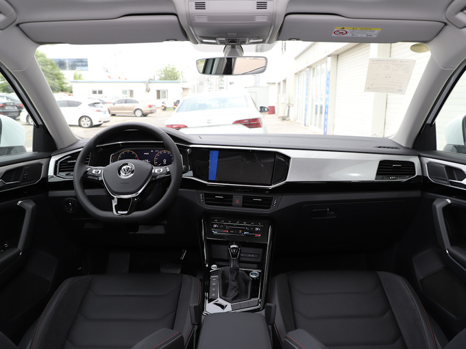 一汽-大众  330TSI 大中控全景