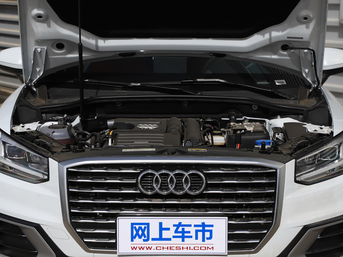一汽奥迪  35 TFSI 发动机舱