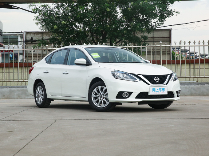 东风日产  经典 1.6XL 右前正45度