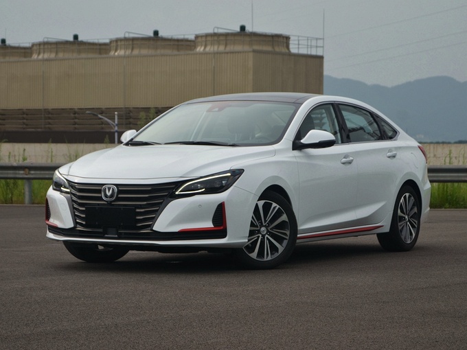 长安汽车  蓝鲸版 1.5T