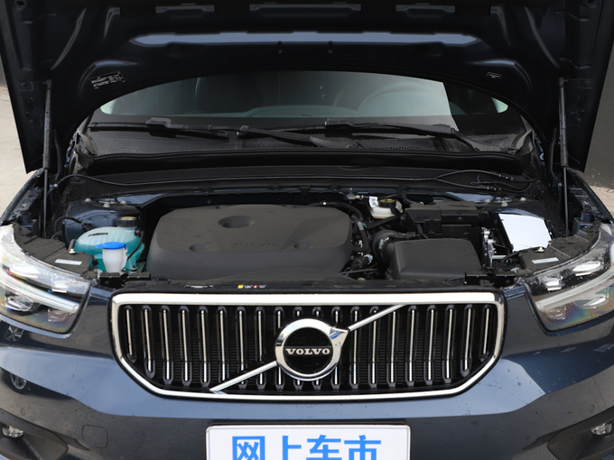 沃爾沃亞太 T4 發動機艙