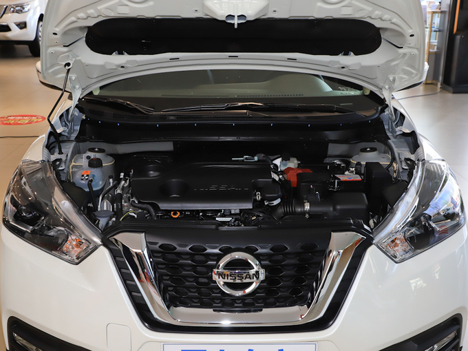东风日产  1.5L XV 发动机舱