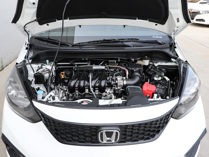 广汽本田  1.5L 发动机舱