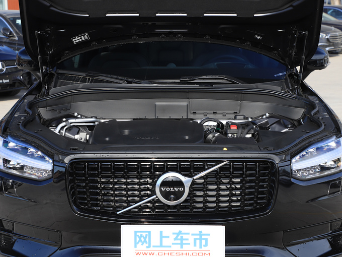 沃尔沃(进口)  B6 智雅运动版 发动机舱