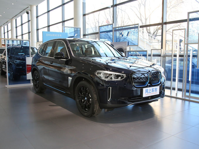 华晨宝马   右前正45度