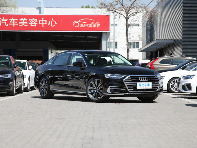 奥迪(进口)  A8L 55 TFSI quattro 右前正45度