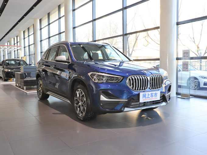 华晨宝马  sDrive20Li 右前正45度