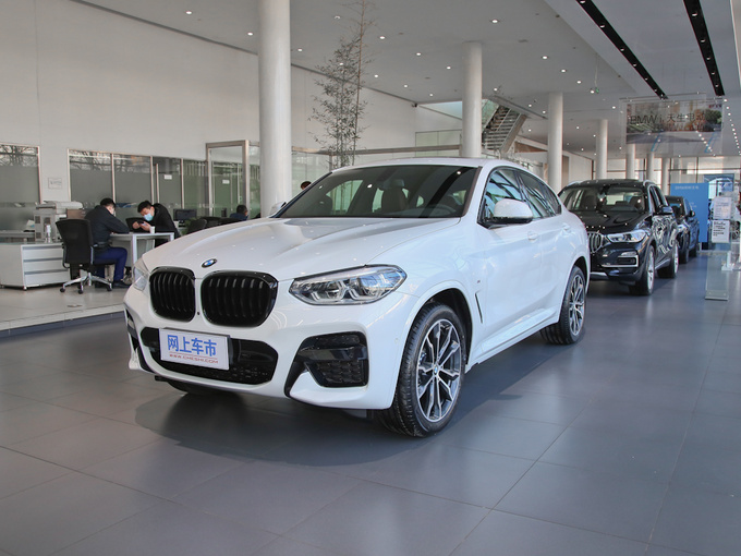 宝马(进口)  xDrive 25i 左前正45度