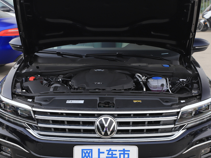 上汽大众  380TSI 发动机舱