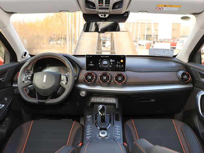 长 城  1.5T 大中控全景