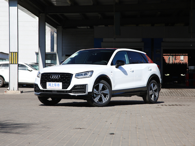 一汽奥迪  35 TFSI 左前正45度
