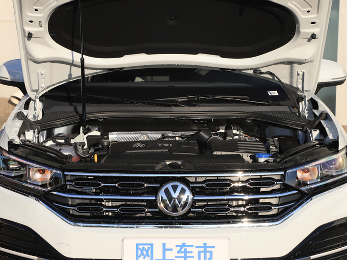 一汽-大众  380TSI 发动机舱