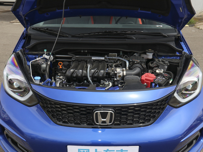 东风本田  1.5L CVT 发动机舱