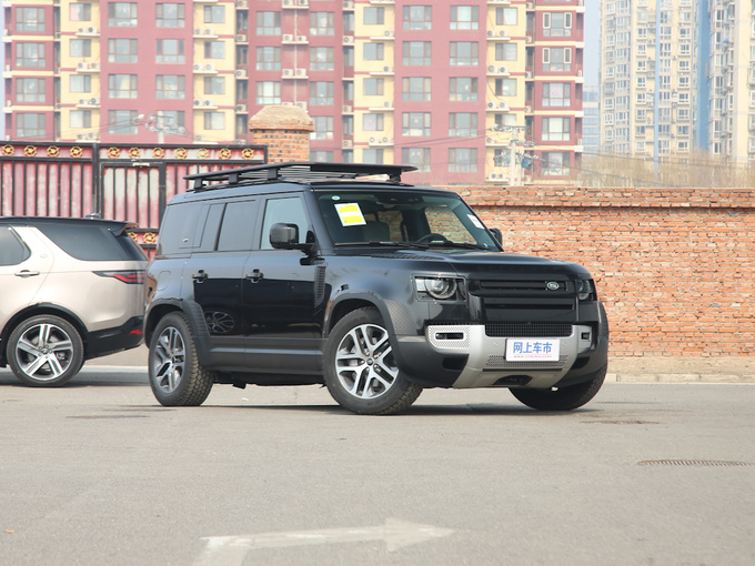 路虎  110 P400 右前正45度