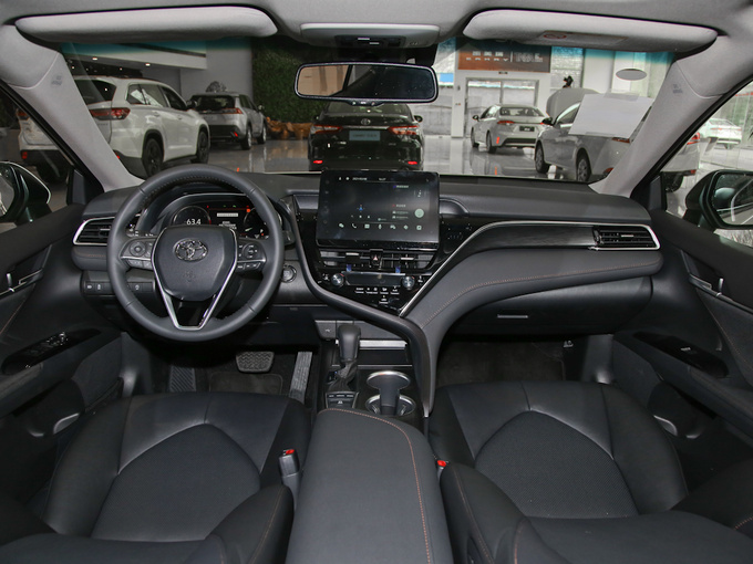 广汽丰田  2.5G 大中控全景