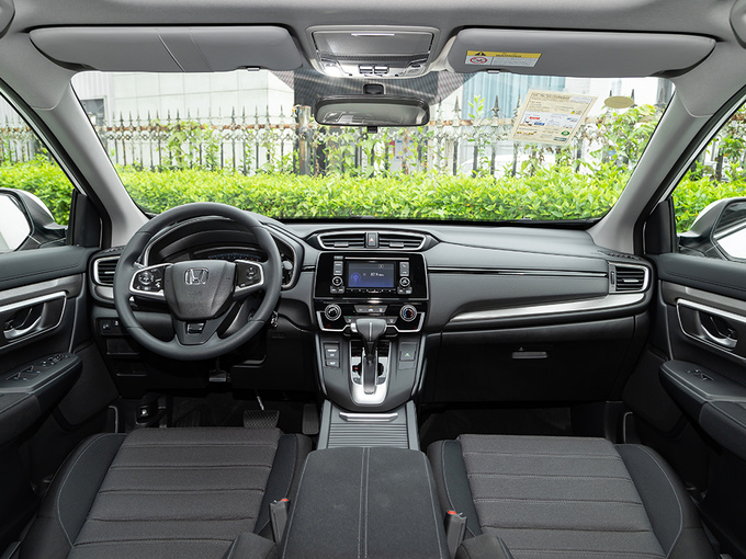 广汽本田  240TURBO 大中控全景