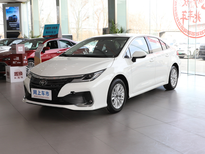 一汽丰田  2.0L 左前正45度