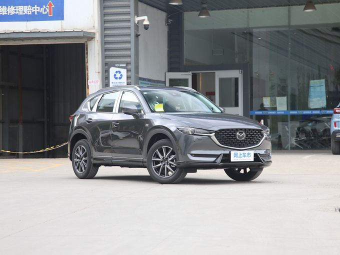 长安马自达  2.5L 右前正45度