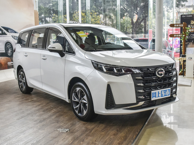 广汽传祺  Pro 270T 自动尊享版 右前正45度