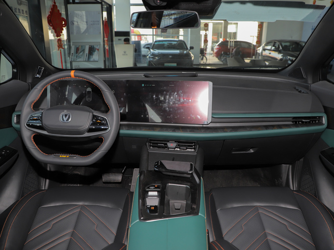 长安UNI  第二代 1.5T 运动版