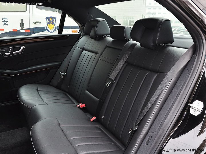 奔驰E级 2015款 E200L车厢座椅图片(44\/50)