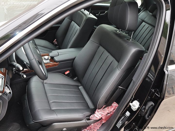 奔驰E级 2015款 E200L车厢座椅图片(32\/50)