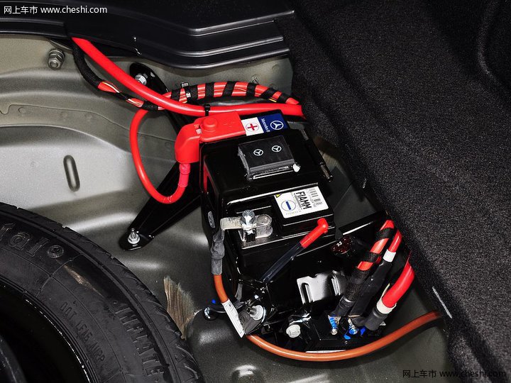 奔驰E级 2015款 E200L动力底盘图片(10\/11)