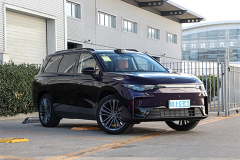 智能配置升级 零跑C16 智能配置升级 零跑C16