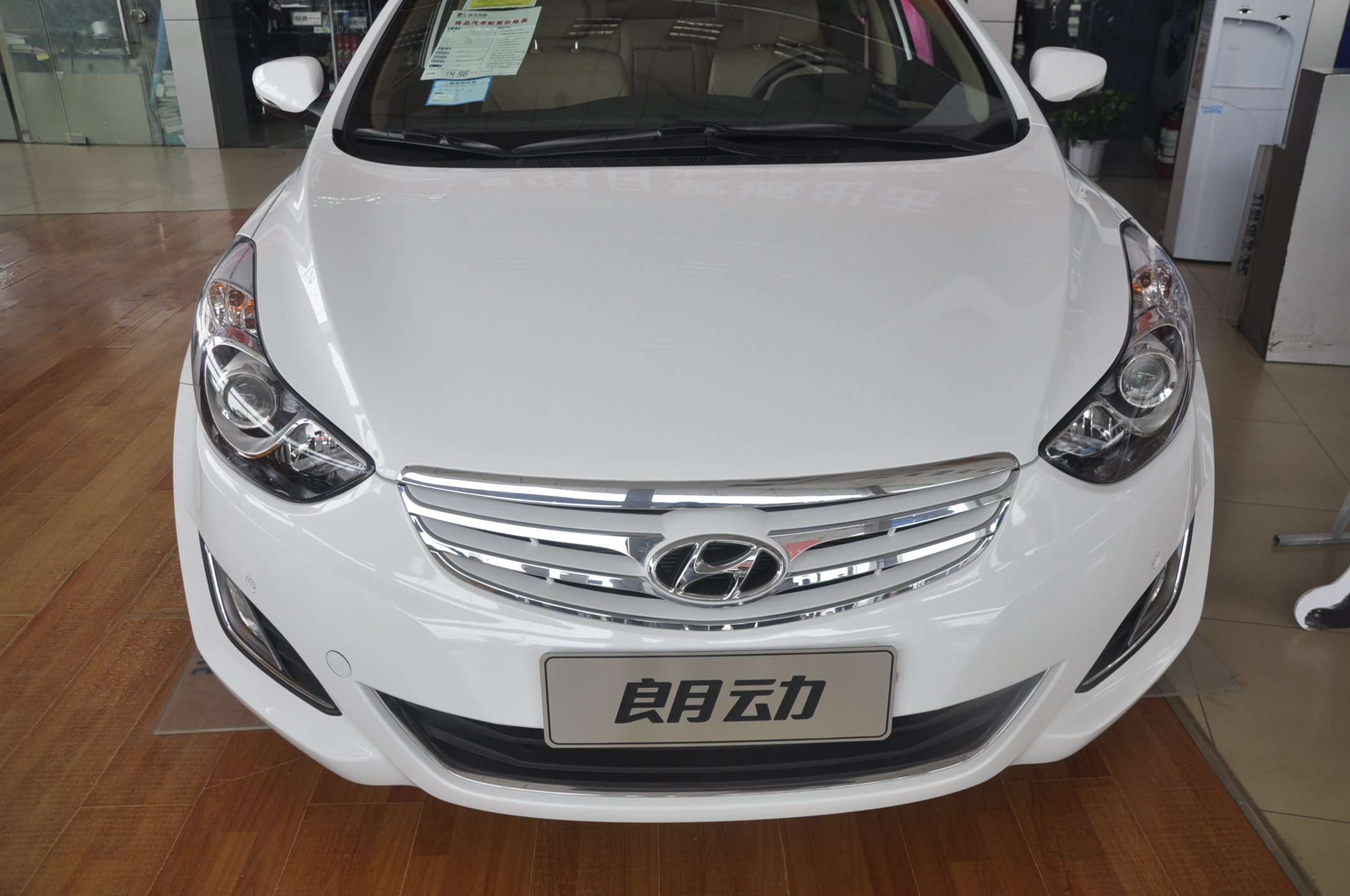 北京地区宏奥腾达汽车销售有限公司店获悉,目前该店2015款现代朗动