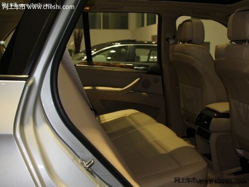 2013宝马X5中东版 全景天窗版67万起现车