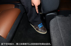 FBI大批出动！福特新探险者尊享型试驾