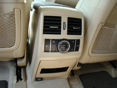 2013款奔驰GL550 现车特惠价仅售175万
