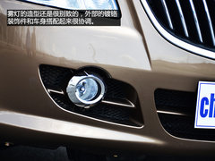 后排空间很强大 体验福田蒙派克9座MPV