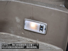 后排空间很强大 体验福田蒙派克9座MPV