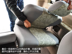 后排空间很强大 体验福田蒙派克9座MPV