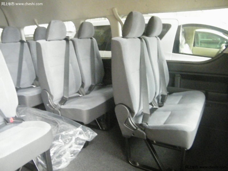 2013款豐田海獅13座 自動擋現(xiàn)車僅48萬