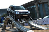 雪鐵龍C4 Aircross 挑戰(zhàn)高難度越野場(chǎng)地