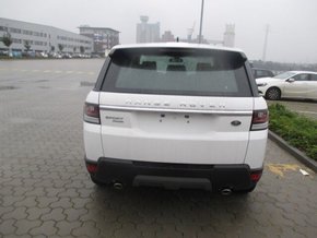 16款路虎揽胜运动版  底价曝光猴年大惠-图6