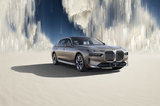 全新BMW i7与BMW 7系正式上市 售价：91.9-145.9万元