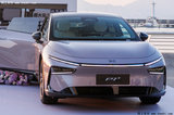 何小鵬：小鵬P7+四天后巴黎車展預售 11月上旬上市
