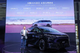 北京车展：超智驾大七座小鹏X9亮相，AI定义再进化
